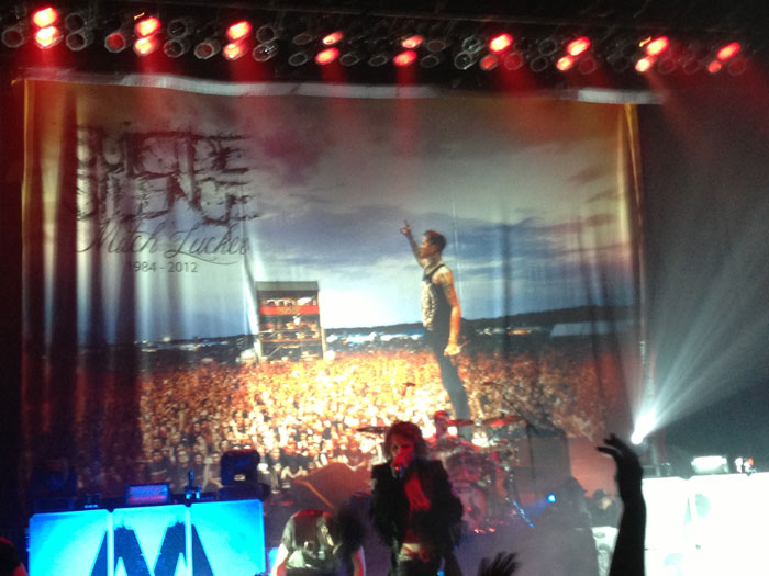 Mitch Lucker Commemoration During Outbreak Tour