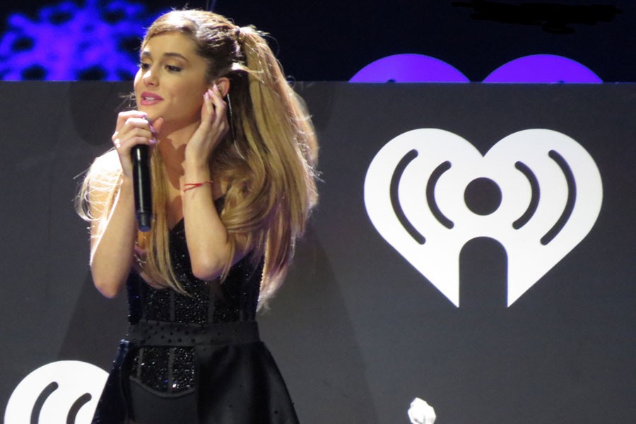 Ariana Grande comes to Chicago on March 3