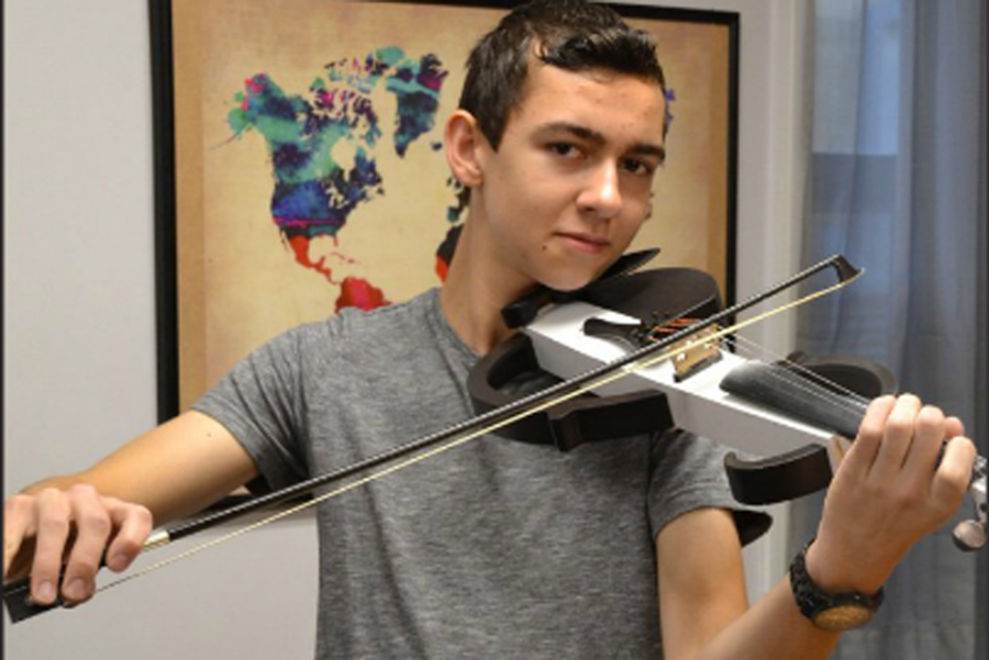 Student Fabian Bartos Amazes Engineering Community With 3D Printed Violin