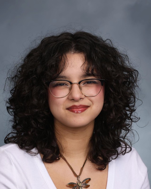 Yolanie Flores